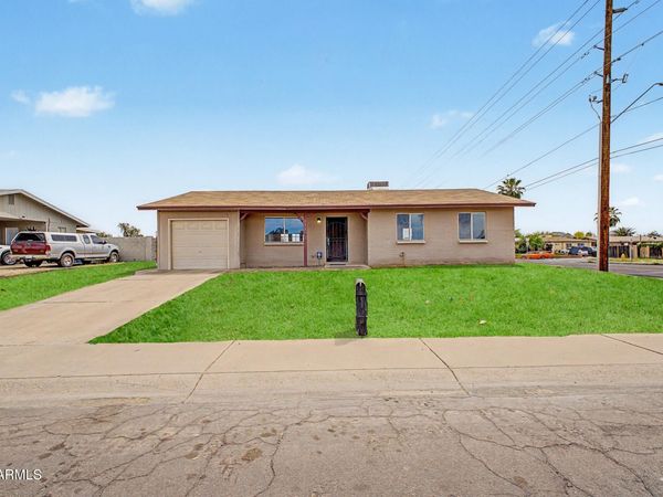 17801 N 8th Drive, Phoenix, AZ 85023