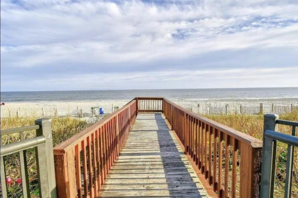 2001 S Ocean Blvd. Photo 17