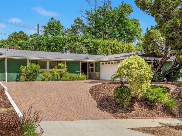 20411 Hatteras Street, Woodland Hills, CA 91367