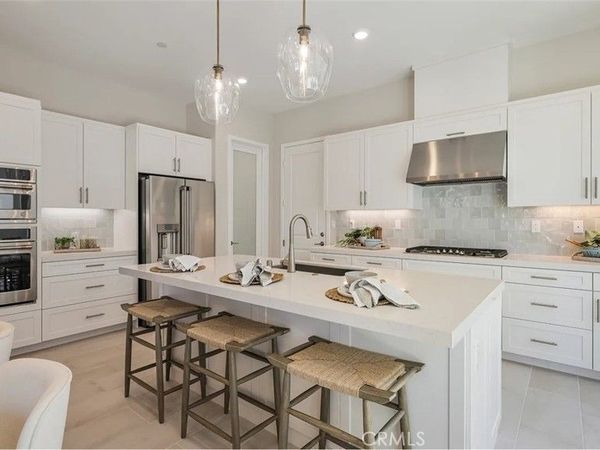 27309 Black Walnut Place, Valencia, CA 91381