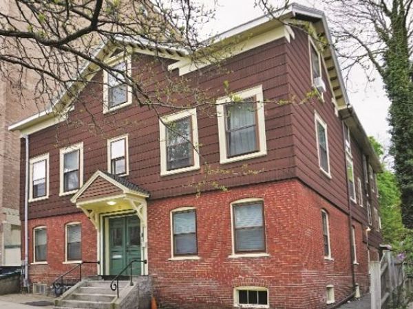 10 Smith Ave, Unit 1R, Somerville, MA 02143