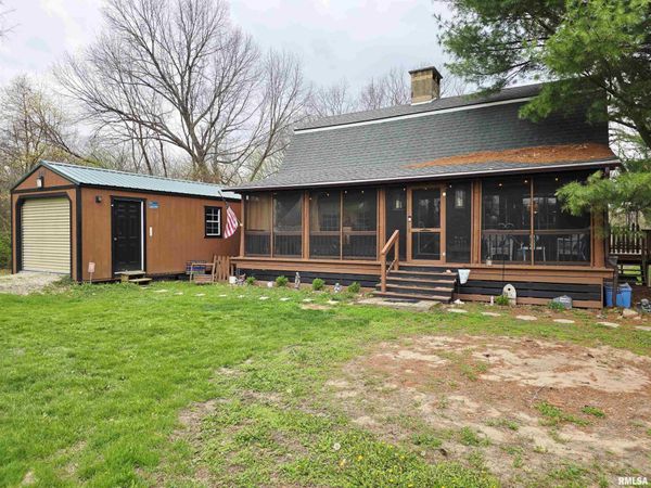 25692 N MARTIN Road, Canton, IL 61520