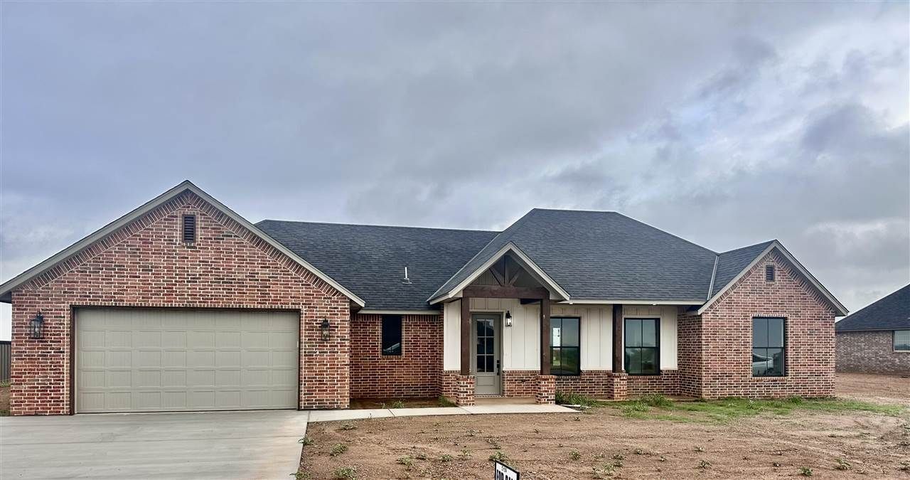 5430 NE Minnow Ln, Elgin, OK 73538 Main Photo