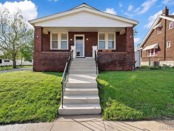 3145 Clifton Avenue, St Louis, MO 63139