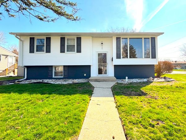 347 E Center Street, Glenwood, IL 60425