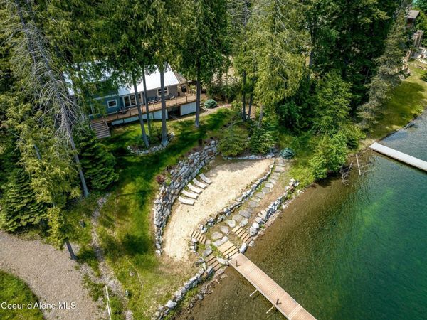 130 Cedar Shoals , Sagle, ID 83860