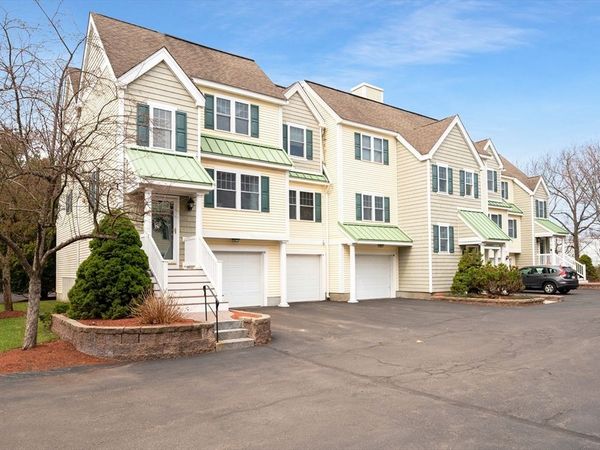 35 Collins St, Unit 61, Danvers, MA 01923