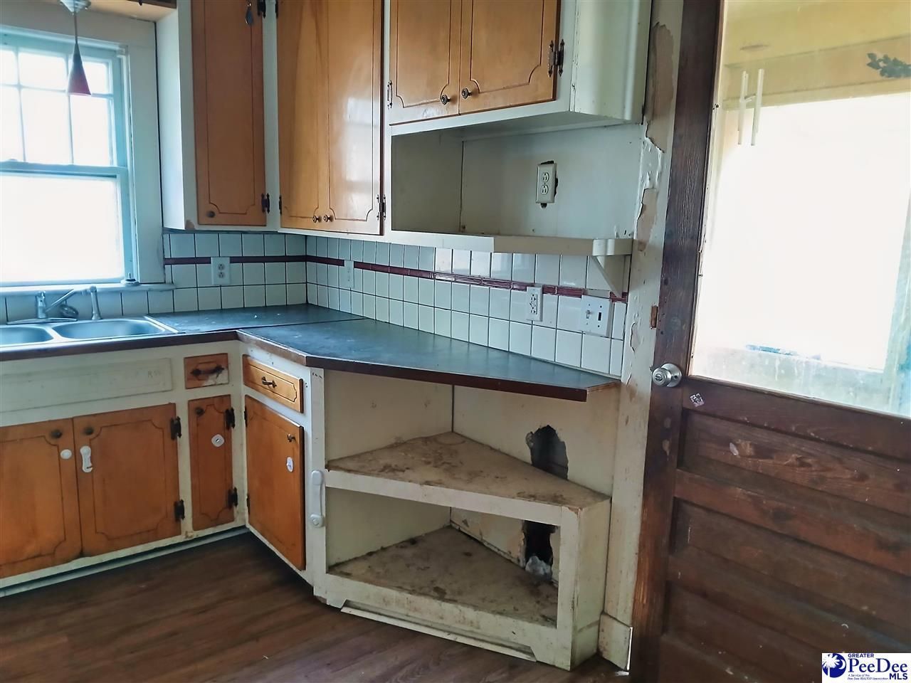 162 Seaboard Street Photo 12