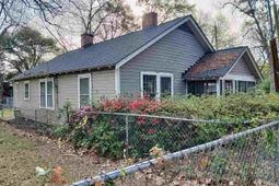 162 Seaboard Street photo 4