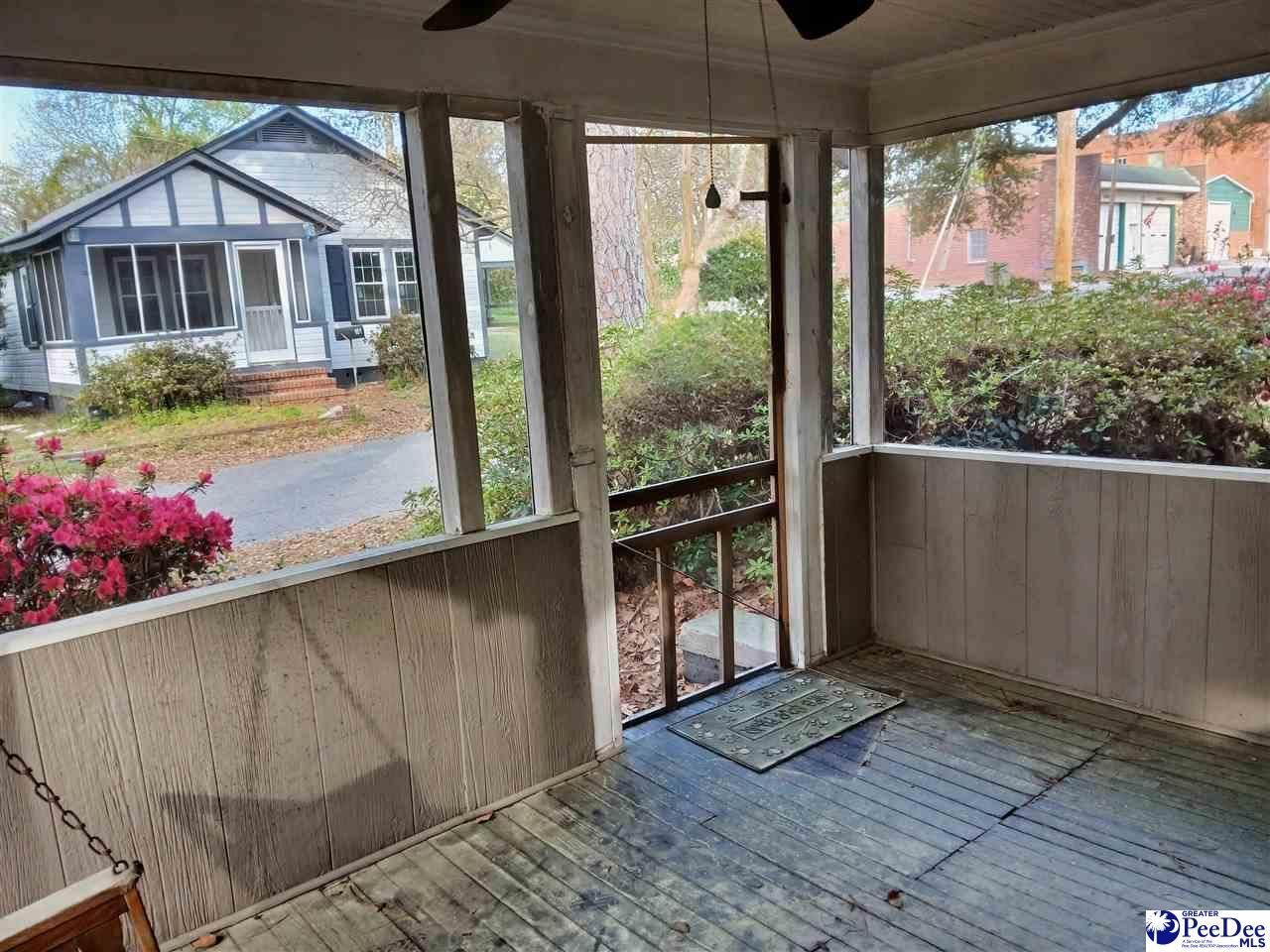 162 Seaboard Street Photo 4