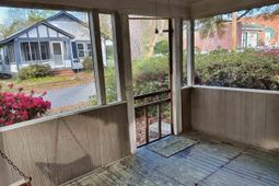 162 Seaboard Street photo 4