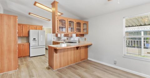 97 Cantabrook St, Sacramento, CA 95828 Photo