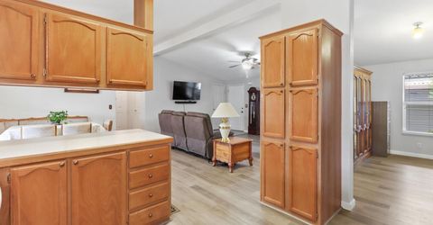 97 Cantabrook St, Sacramento, CA 95828 Photo