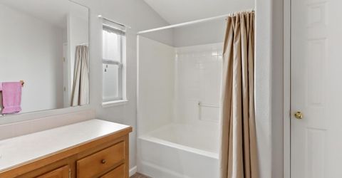 97 Cantabrook St, Sacramento, CA 95828 Photo