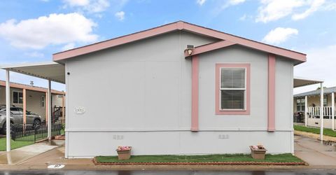 97 Cantabrook St, Sacramento, CA 95828 Photo