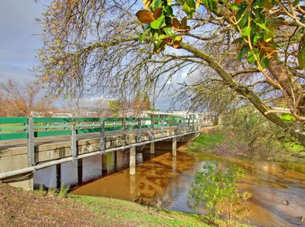 97 Cantabrook St, Sacramento, CA 95828 Photo