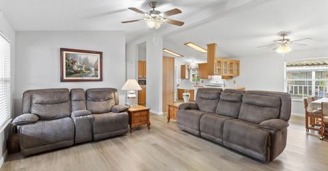 97 Cantabrook St, Sacramento, CA 95828 Photo