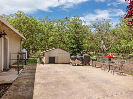 7401 N Cox Rd, Linden, CA 95236 Photo