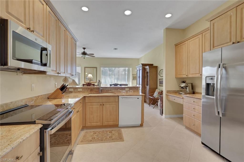 20247 Castlemaine Ave, Estero, FL 33928 Photo