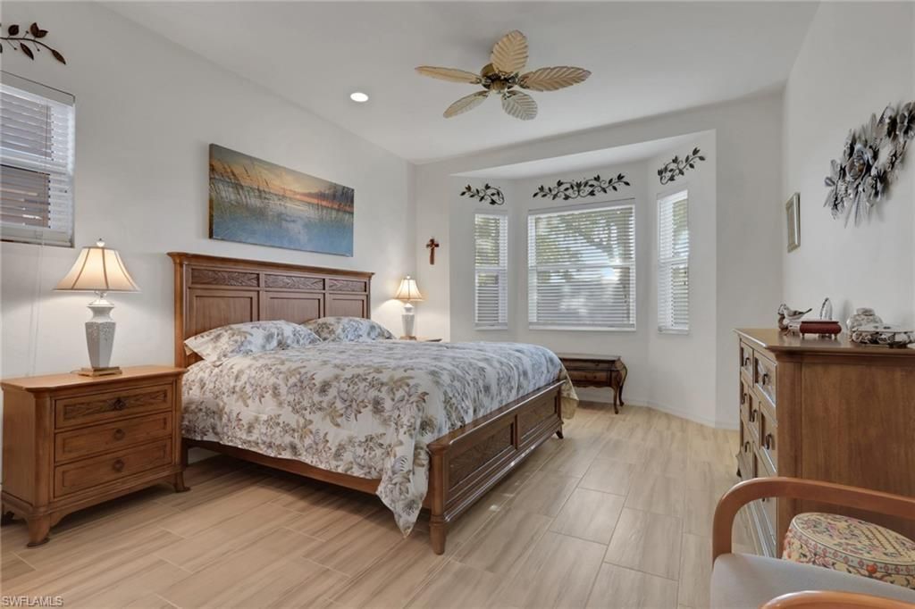 20247 Castlemaine Ave, Estero, FL 33928 Photo