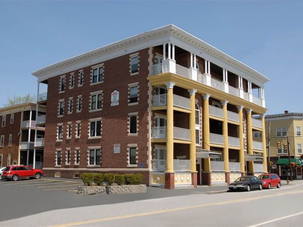 610 Union Street, Unit 102, Manchester, NH 03104