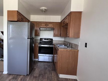 565 Roberts Street, Unit C, Reno, NV 89502 Photo