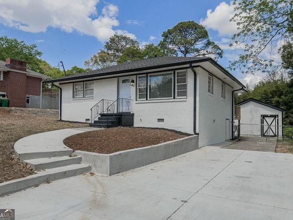 1044 Rocksprings Street, Forest Park, GA 30297