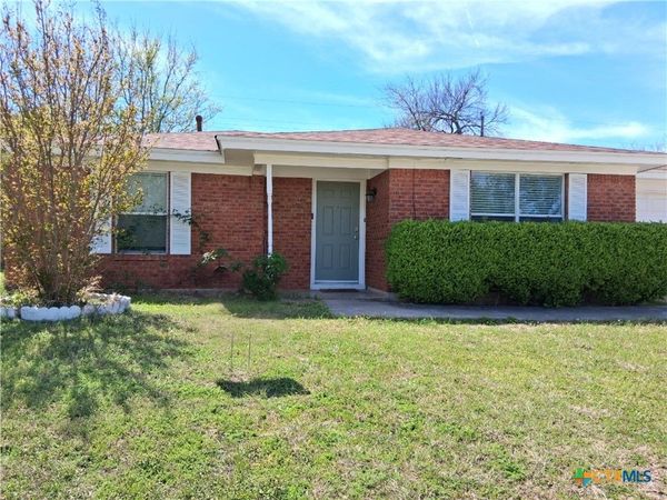 418 Cottonwood Drive , Copperas Cove, TX 76522