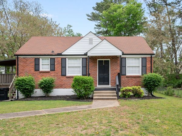 920 Nancy Dr , Murfreesboro, TN 37129