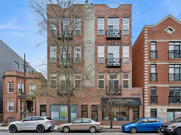 2039 W Belmont Avenue , Unit 3, Chicago, IL 60618