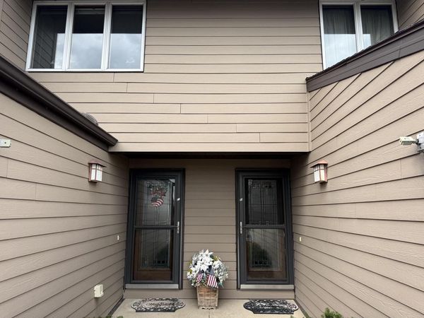 141 S Lakeshore DRIVE, Unit E4, Racine, WI 53403