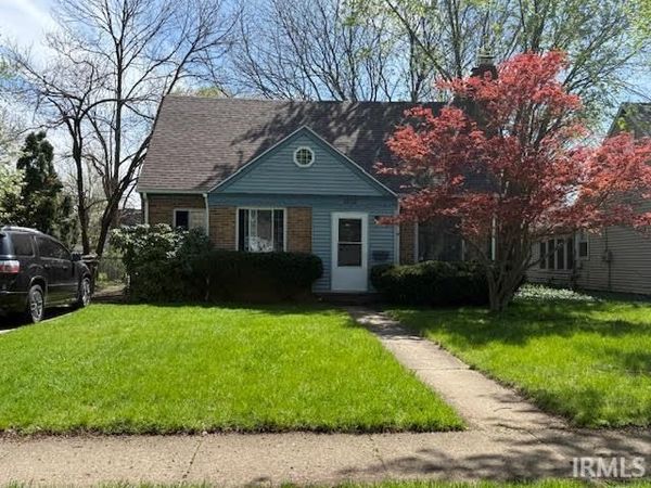 1512 Cedar Street, South Bend, IN 46617