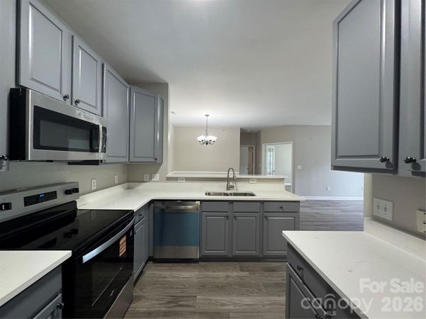 10676 Hill Point Court, Charlotte, NC 28262