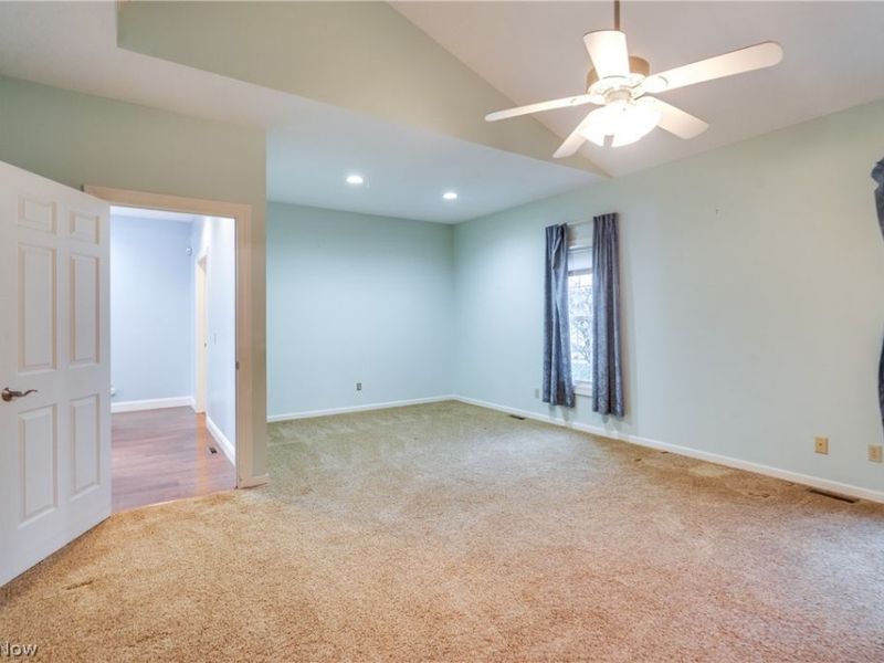 2222 Burberry Street NW, North Canton, OH 44720 Photo 27