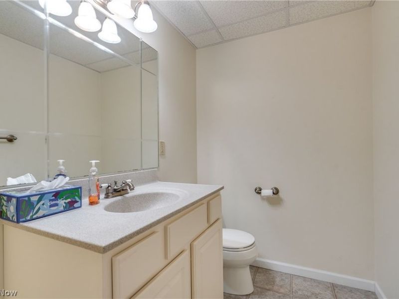 2222 Burberry Street NW, North Canton, OH 44720 Photo 43