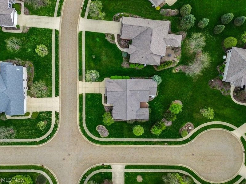 2222 Burberry Street NW, North Canton, OH 44720 Photo 5