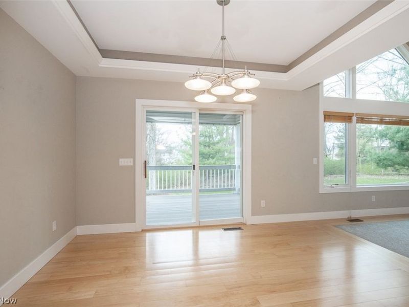 7282 Holzhauer Road, Sagamore Hills, OH 44067 Photo 10