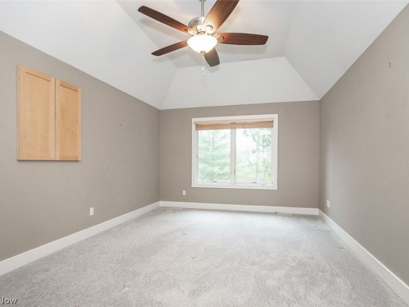 7282 Holzhauer Road, Sagamore Hills, OH 44067 Photo 14