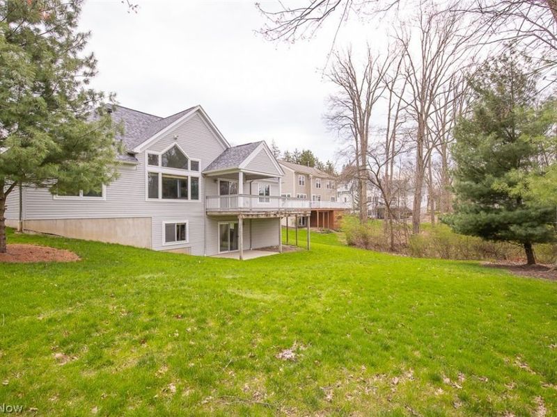 7282 Holzhauer Road, Sagamore Hills, OH 44067 Photo 34