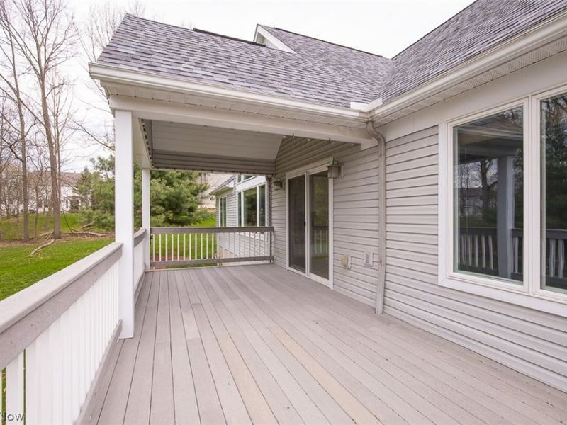 7282 Holzhauer Road, Sagamore Hills, OH 44067 Photo 40