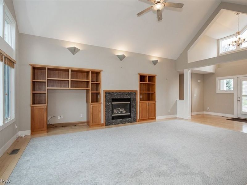 7282 Holzhauer Road, Sagamore Hills, OH 44067 Photo 6