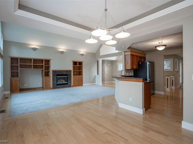 7282 Holzhauer Road, Sagamore Hills, OH 44067 Photo 9