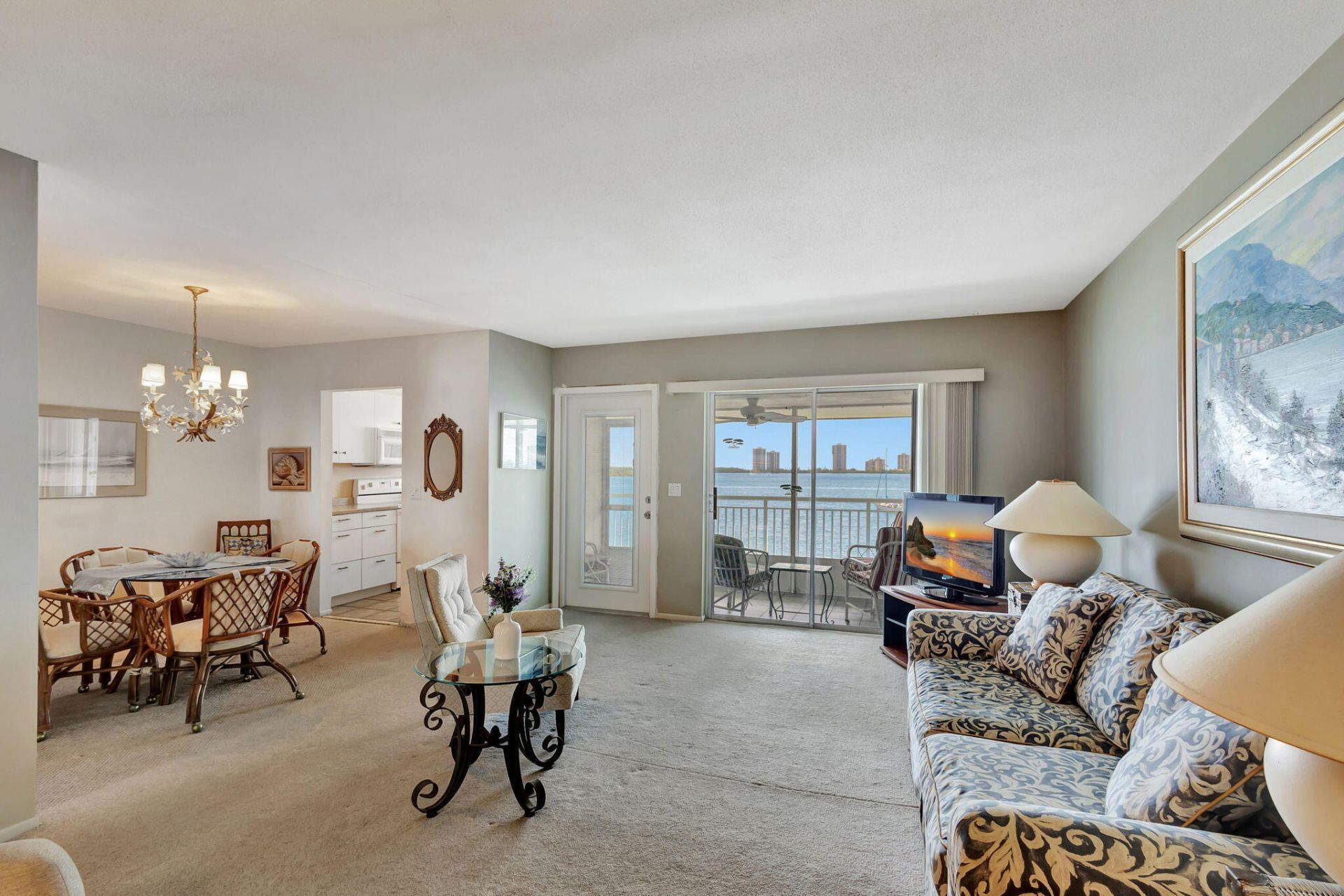 100 Shore Court, Unit 304, North Palm Beach, FL 33408 Photo