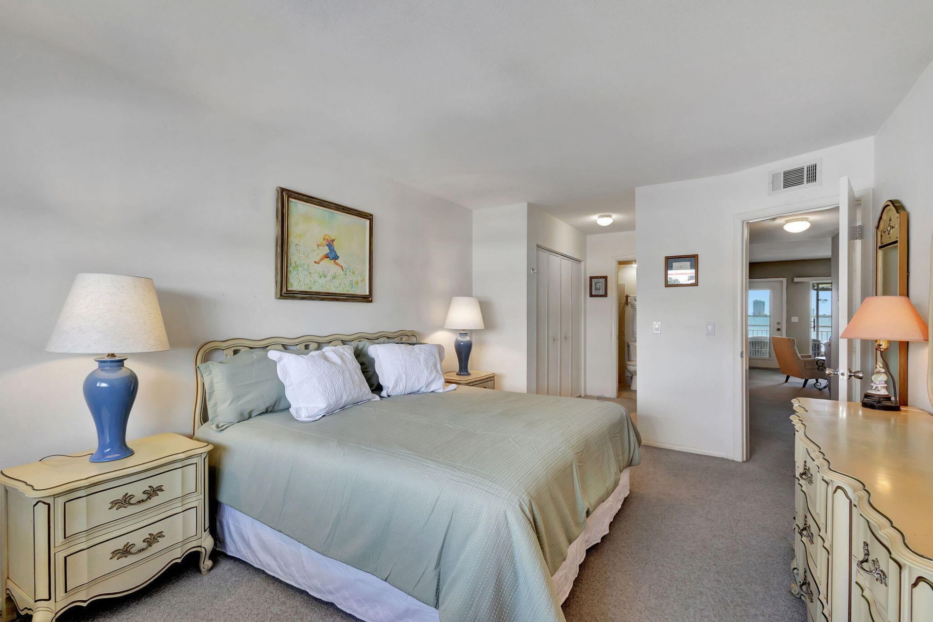 100 Shore Court, Unit 304, North Palm Beach, FL 33408 Photo