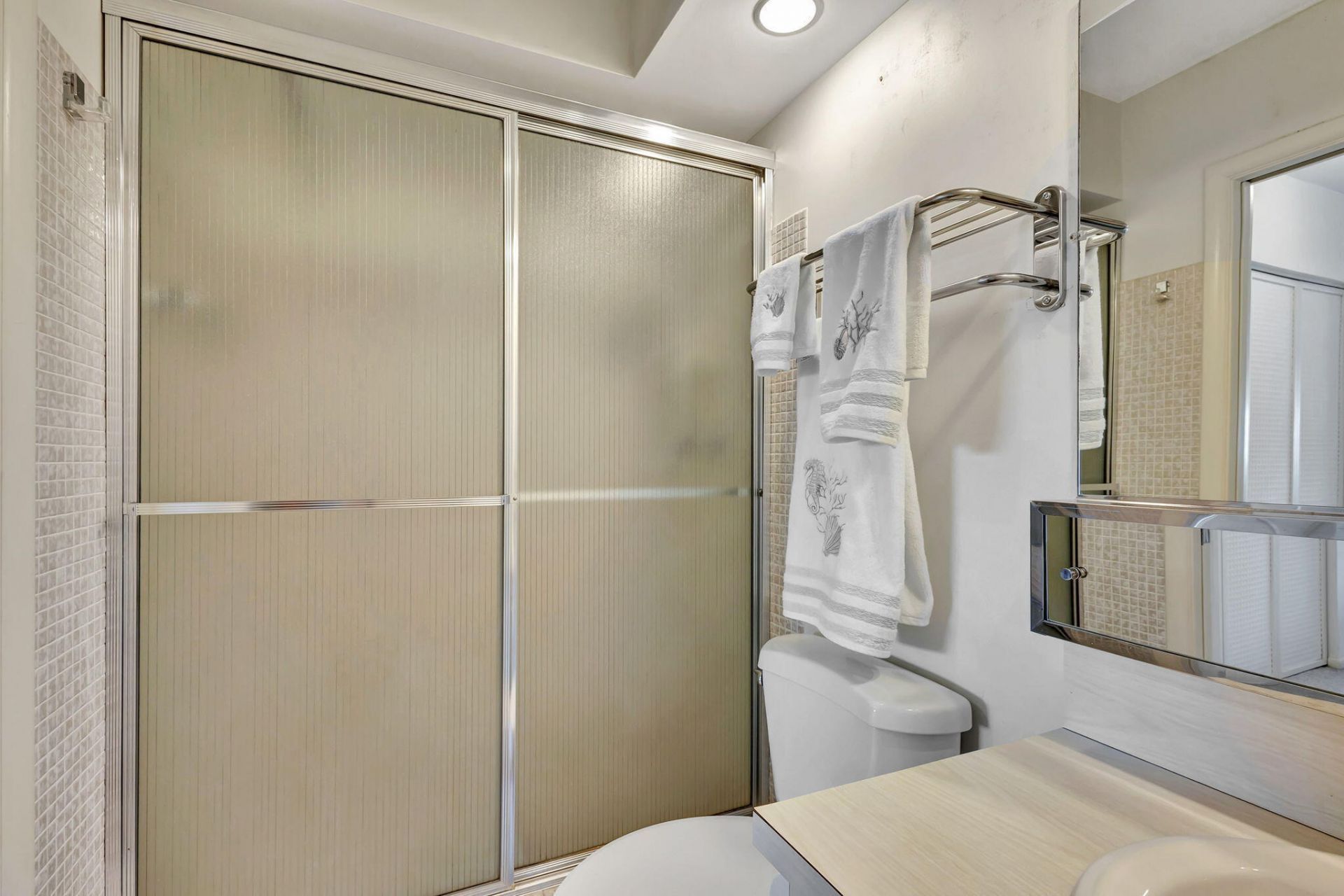 100 Shore Court, Unit 304, North Palm Beach, FL 33408 Photo