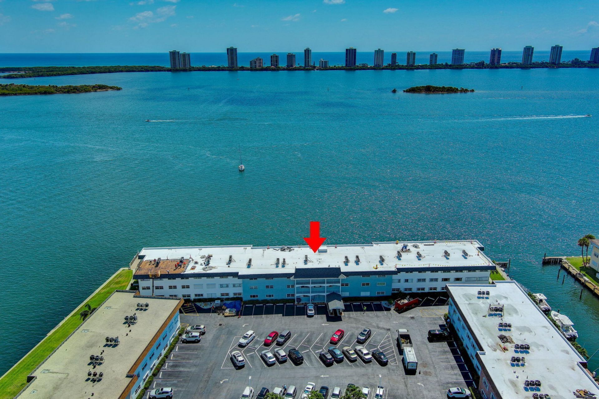 100 Shore Court, Unit 304, North Palm Beach, FL 33408 Photo