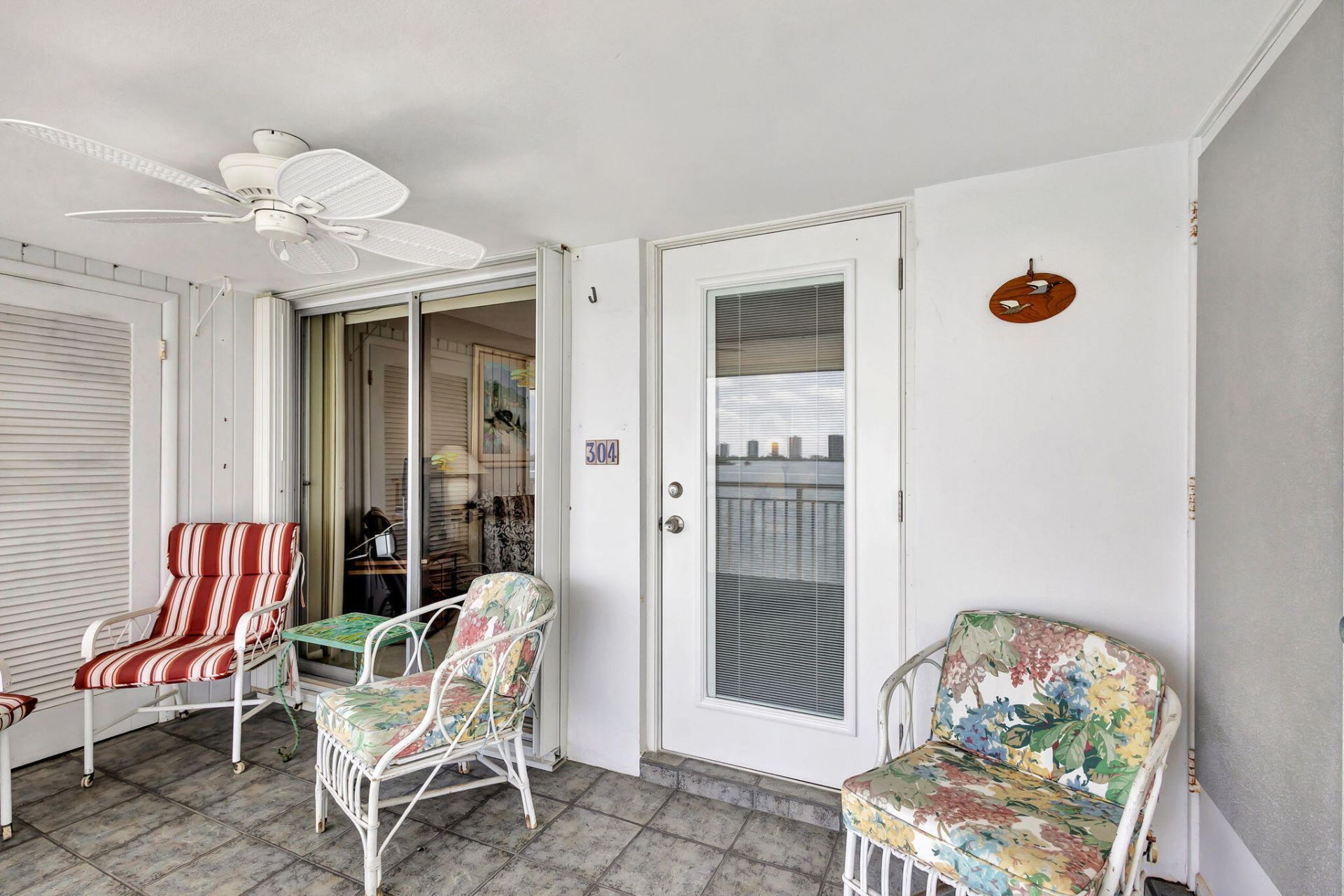 100 Shore Court, Unit 304, North Palm Beach, FL 33408 Photo