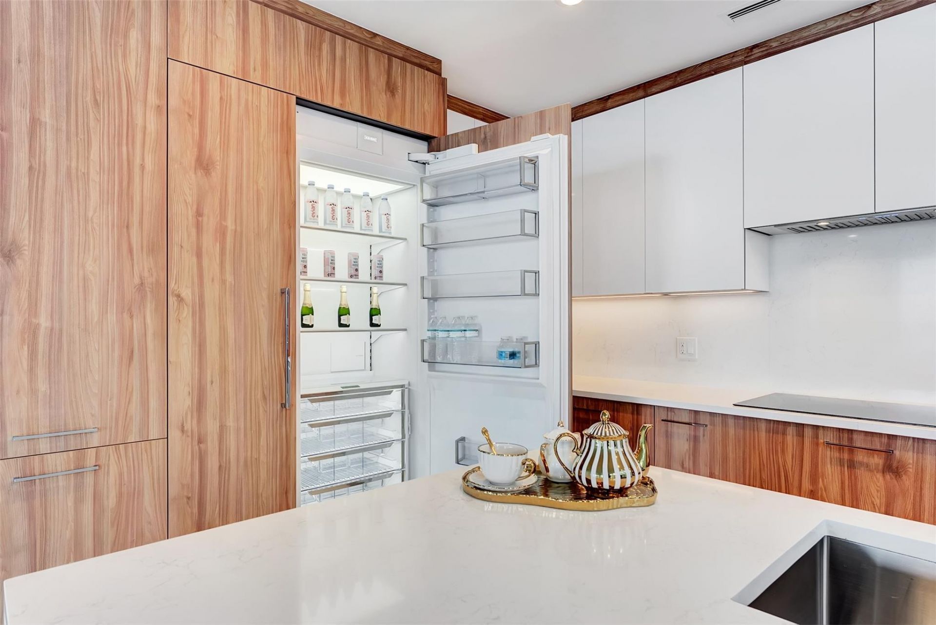 151 N Seabreeeze Boulevard, Unit 504, Fort Lauderdale, FL 33304 Photo