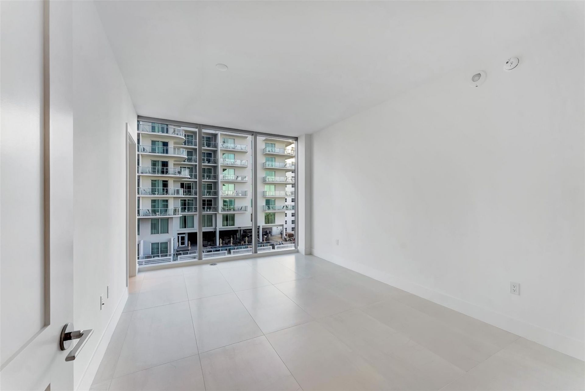 151 N Seabreeeze Boulevard, Unit 504, Fort Lauderdale, FL 33304 Photo