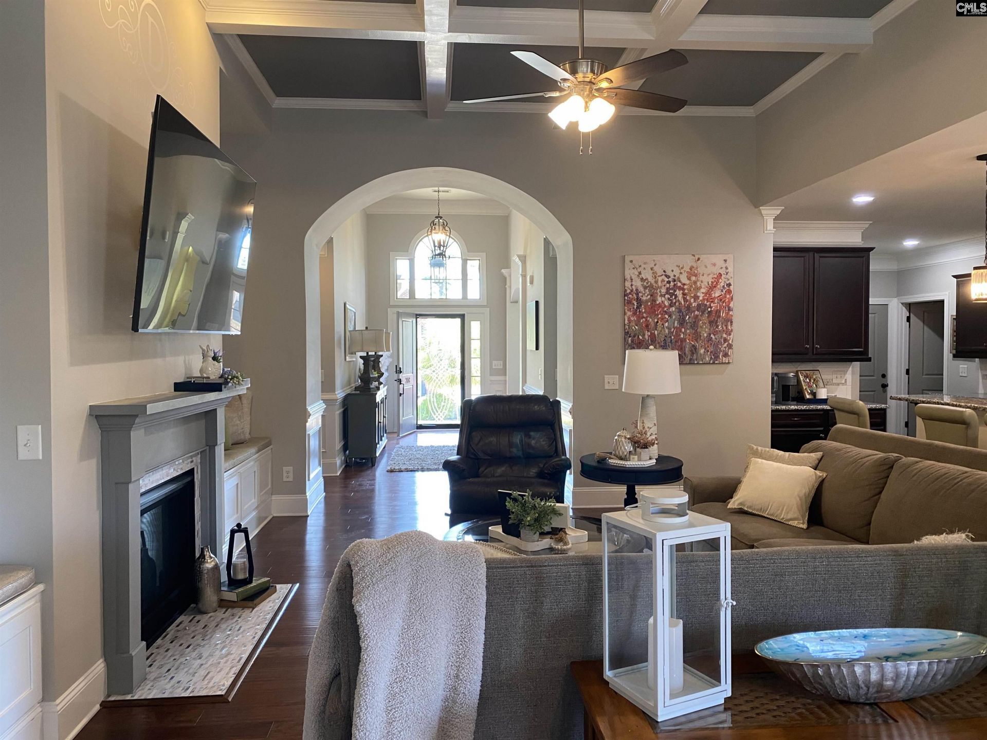 208 Heddon Drive  Photo 15